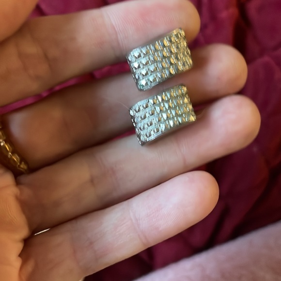 9 diff sets of clip on earrings as one bundle vintage in Great condition!! - Picture 8 of 10